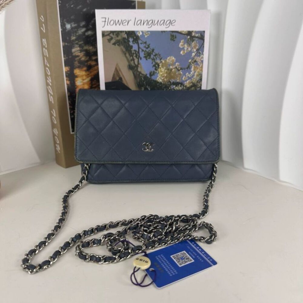 Chanel Women Pre-Loved Bag Very Good Condition